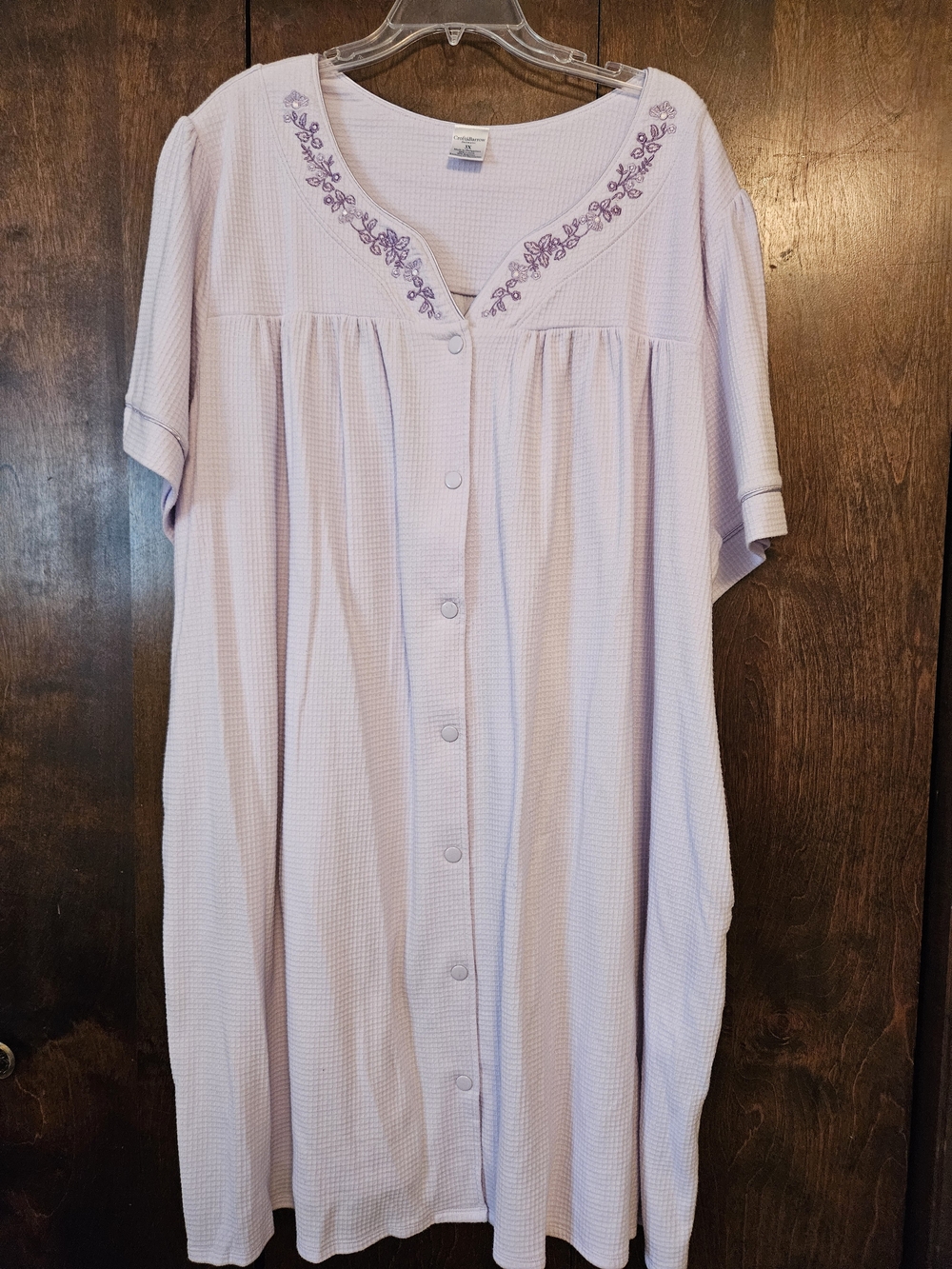 Croft & Barrow Lavender Button-Front Robe with Floral Embroidery